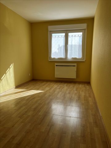 Location Appartement 3 pièces 68m² - Photo 2