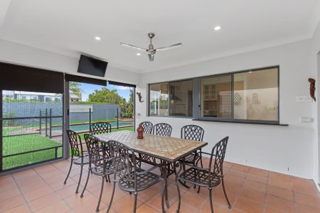 532 Oyster Cove Promenade, Helensvale. - Photo 3