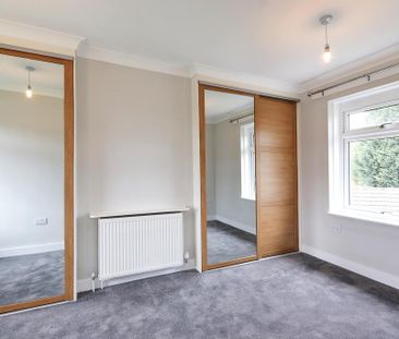 2 bedroom semi-detached house to rent - Photo 3