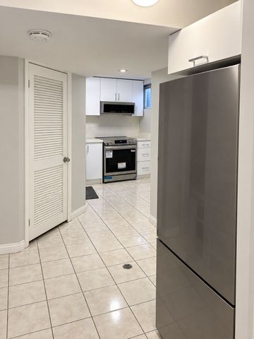 For Lease - 1 Evergreen Crescent, Markham, Ontario - Photo 2