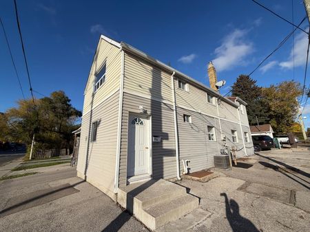 For Lease - 515 Warden Avenue Unit# #Upper, Toronto, Ontario - Photo 3