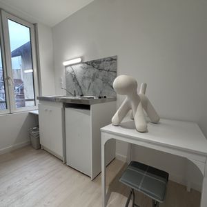 Location Appartement 1 pièce 12m² CLERMONT FERRAND 63000 - Photo 2