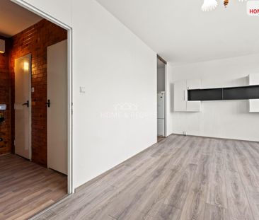 Pronájem bytu 1+1 33 m² - Photo 2