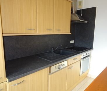 Location Appartement 2 pièces 43m² ST JEAN LE BLANC 45650 - Photo 2