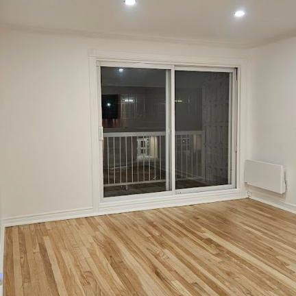 5 1/2 à louer / Disponible - Photo 3