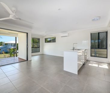 Large Family Home In Carrara - Photo 3