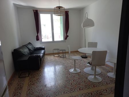 APPARTEMENT RENOVE MEUBLE COEUR DE VILLAGE, - Photo 2