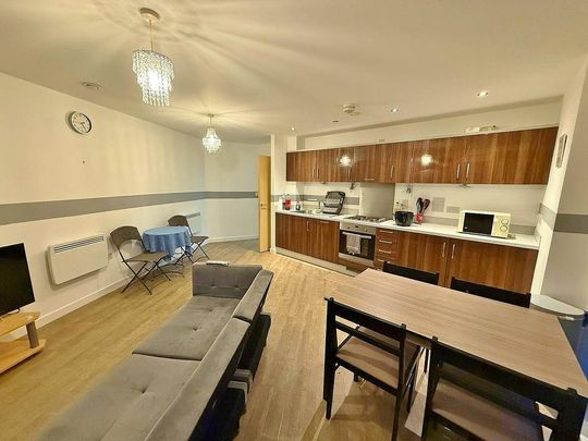 2 bedroom apartment to rent - Photo 1