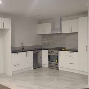 Large Townhouse - Photo 2