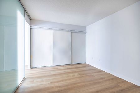 For Lease - 15 Brunel Court Unit# 318, Toronto, Ontario - Photo 5
