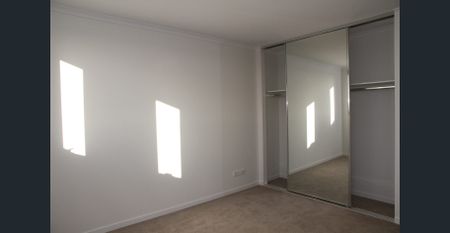 Enjoy a cozy life in an apartment in the heart of Springvale. - Photo 2