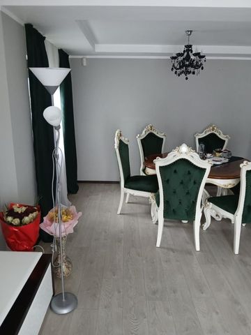 Oferta de inchiriere - Vilă modernă în Galați, str. A... - Fotografie 3