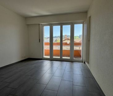 Modern 3-bedroom apartment in La Chaux-de-Fonds – Ideal for student... - Photo 2