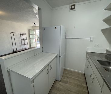 First Week Free Rent In Mt Victoria! - Photo 1