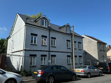 2 bedroom flat to rent - Photo 5