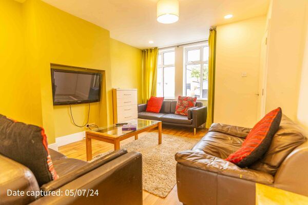 7, Lang Avenue - Photo 1