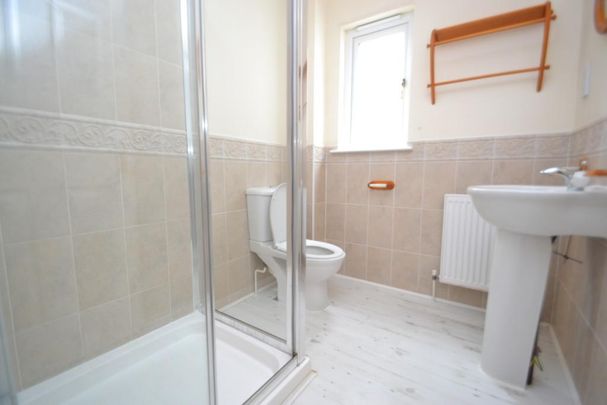 4 bedroom detached house to rent - Photo 1