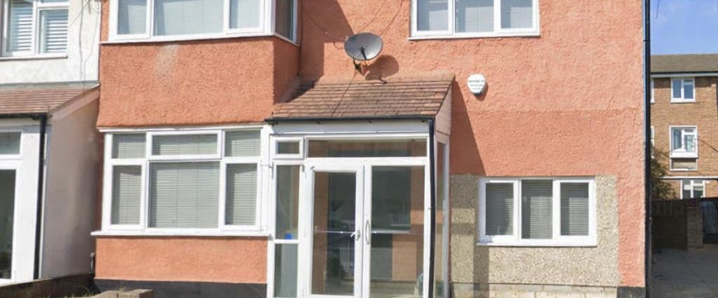 Hepworth Road, London SW16 - Photo 1