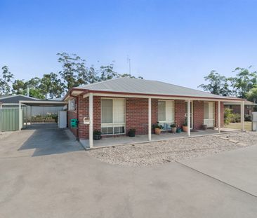 10/14 Butts Road, Eaglehawk, Vic 3556 - Photo 2