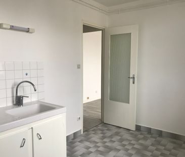 Location Appartement 1 pièce 30m² - Photo 1