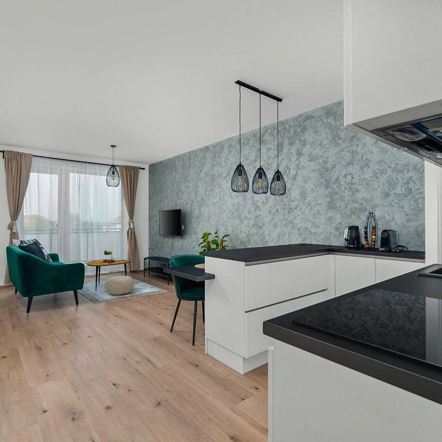 Pronájem bytu 2+kk 62 m² - Фото 1