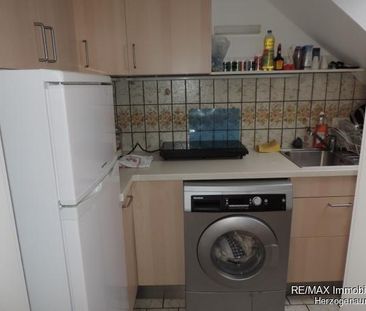 Großzügige, möblierte 2 Zi.-DG-Maisonette-Wohnung - Photo 6