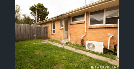 CLOSE TO CHELSEA SHOPS AND STATION - Photo 3