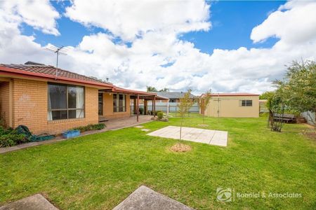 488 Laramee Drive, Lavington - Photo 3