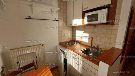 Kiadó felújított lakás - Budapest II. kerület - Photo 3