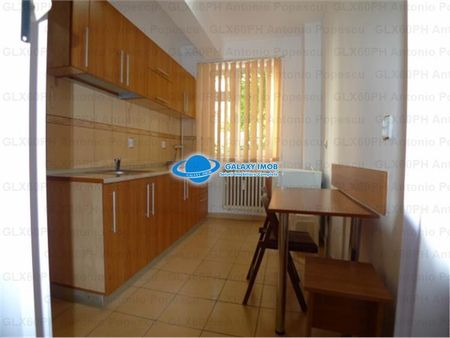 Inchiriere garsoniera, in Ploiesti, zona ultracentrala, decomandata - Fotografie 4