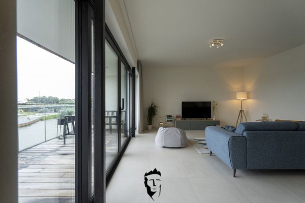 WONEN AAN DE LEIE - Foto 1