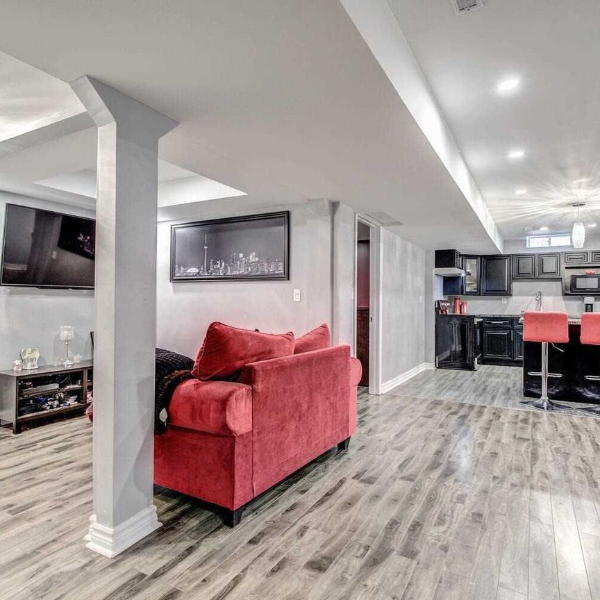 For Lease - 134 Ascalon Drive, Vaughan, Ontario - Photo 1