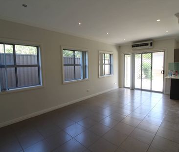 SPACIOUS 2 BEDROOM DUPLEX - Photo 2