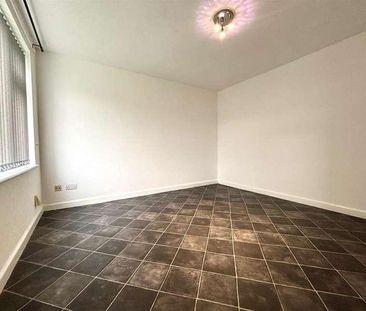 Conygre Grove, Filton, Bristol, BS34 - Photo 4