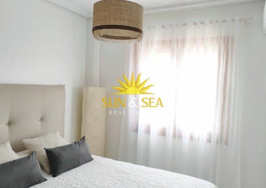 2 BEDROOM APARTMENT - TORRE DE LA HORADADA