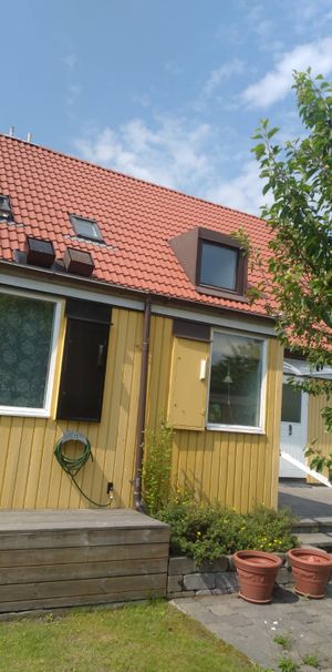 Majtorpsgatan, Hisings Backa - Photo 2