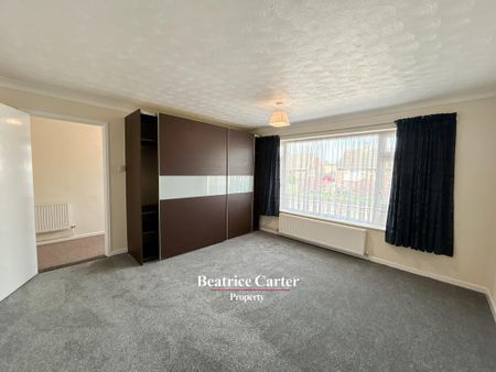 3 bedroom detached bungalow to rent - Photo 4