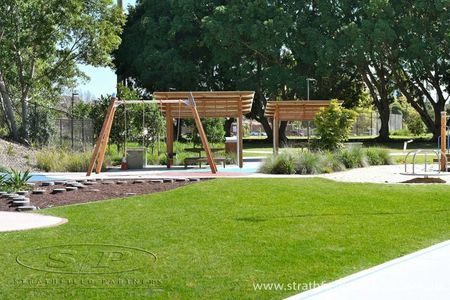 Stylish 2-Bedroom Apartment with Resort-Style Living - Photo 5