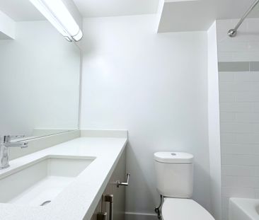 For Lease - 275 Main Street Unit# 1701, Toronto, Ontario - Photo 3