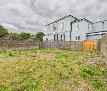 Property to rent - Photo 6