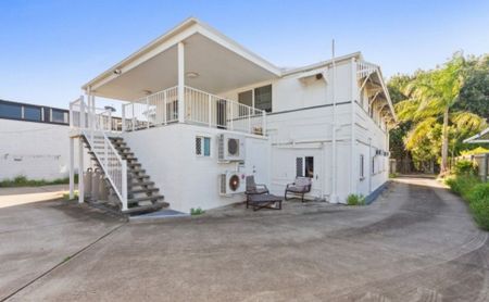 2/109 Perkins Street, 4810, South Townsville Qld - Photo 2