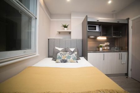 Studio to rent - Photo 2