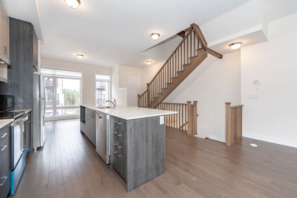 For Lease - 28 Credit Lane, Richmond Hill, Ontario - Photo 1