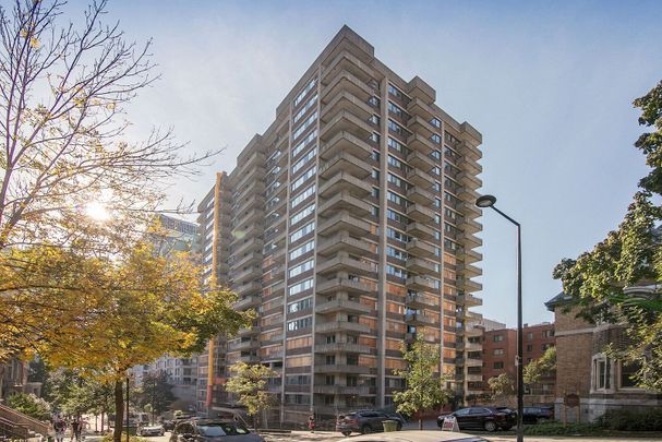 3460 Peel Street - Photo 1