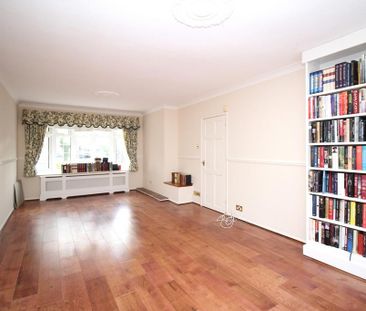 4 bedroom detached house to rent - Photo 3