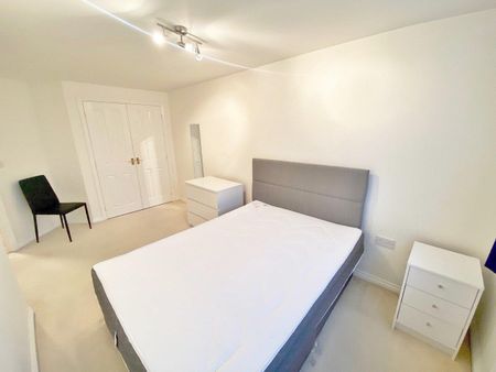 SIGNET SQUARE, Coventry, CV2 - Photo 3