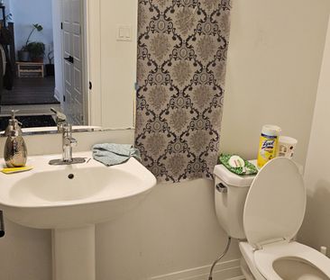 For Lease - 18 Hammermeister Street Unit# Upper, Kitchener, Ontario - Photo 5