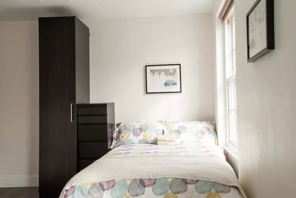 Studio Flat, Gloucester St, SW1V - Photo 1