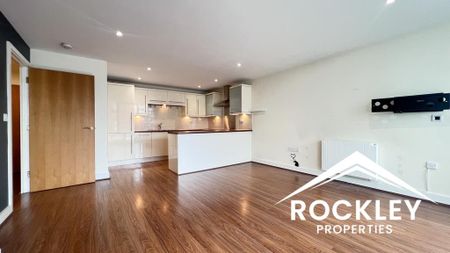 2 bedroom flat to rent - Photo 3