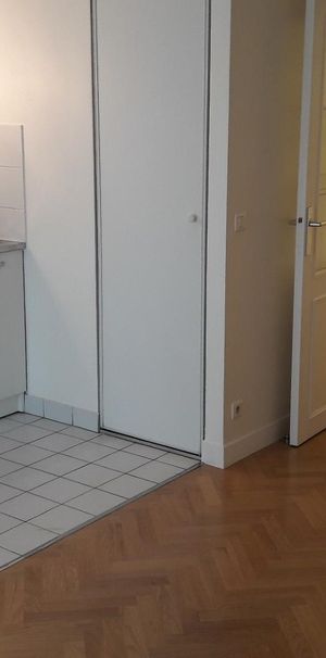 location Appartement F1 DE 26.2m² À PARIS - Photo 1